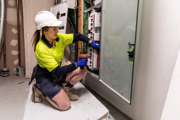 Best Electrical Contractors for Businesses  in Circleville, OH