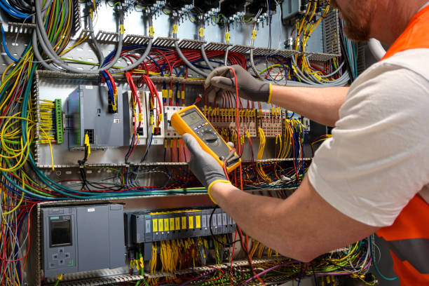 Best Licensed Electrician  in Circleville, OH
